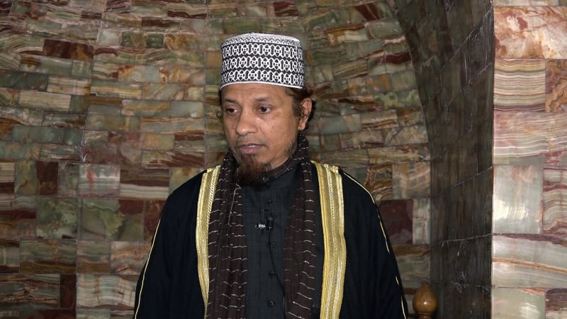 ডিবি মুফতি ইব্রাহীমকে জিজ্ঞাসাবাদ করছে, বাংলাদেশ. Channel i News - চ্যানেল আই নিউজ
