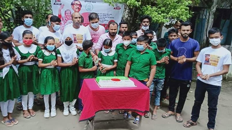 শিক্ষার্থীদের সঙ্গে প্রধানমন্ত্রীর জন্মদিন উদযাপন, অক্সিজেন ব্যাংক. Channel i News - চ্যানেল আই নিউজ