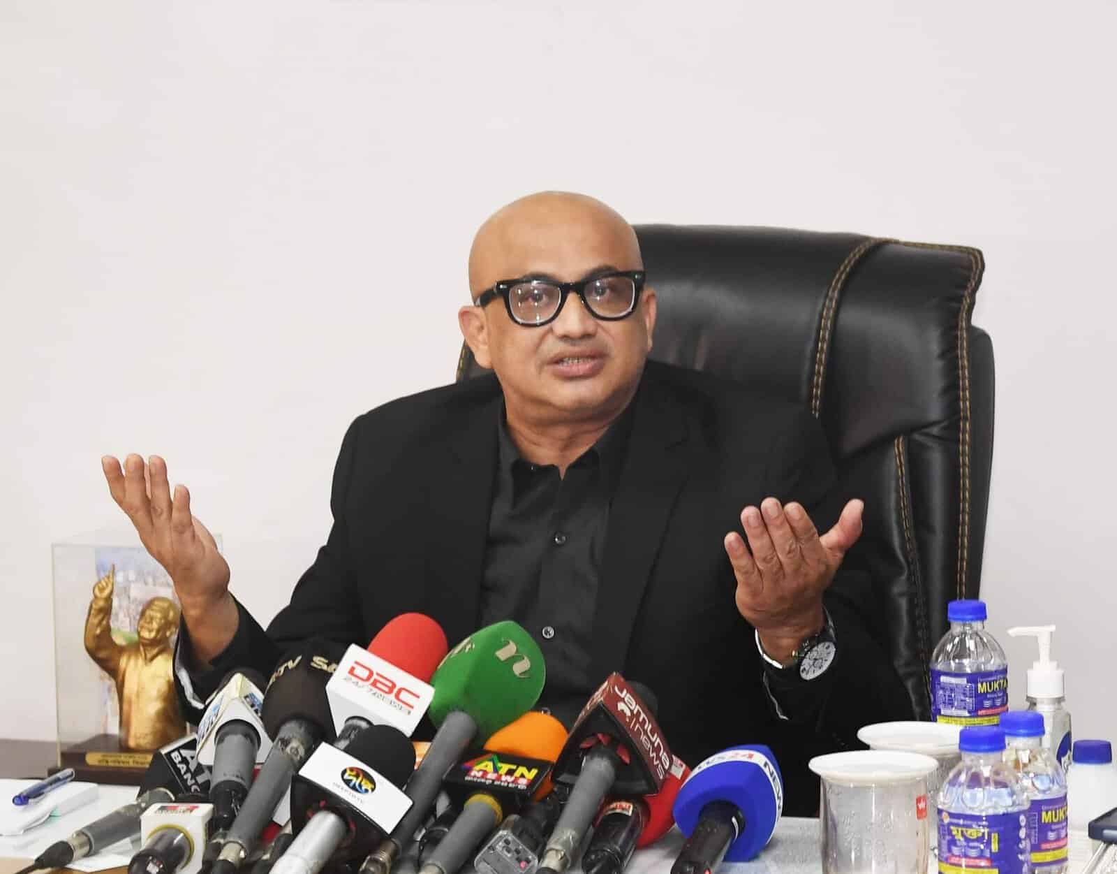 তথ্য প্রতিমন্ত্রীর সংবাদ সম্মেলনে বক্তব্য প্রদান. Channel i News - চ্যানেল আই নিউজ