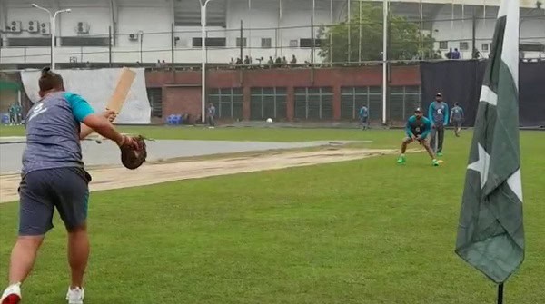পাকিস্তান ক্রিকেট দল অনুশীলনে ব্যস্ত, মাঠে প্রস্তুতি নিচ্ছে. Channel i News - চ্যানেল আই নিউজ