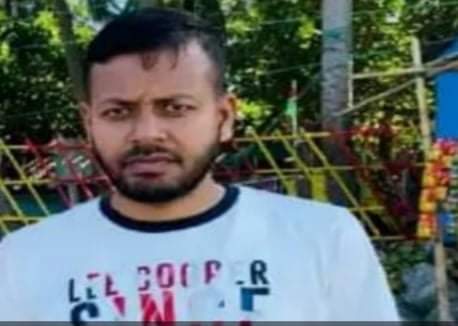 চকরিয়ায় ব্যবসায়ীকে কুপিয়ে হত্যার ঘটনায় সন্দেহভাজন ব্যক্তি. Channel i News - চ্যানেল আই নিউজ