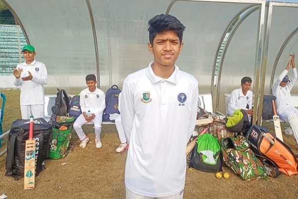 মাহির সারোয়ার মেঘ,
ছবি: সাংবাদিক মুরসালীন নোমানীর ফেসবুক পোস্ট থেকে সংগৃহীত।