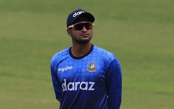বাংলাদেশ ক্রিকেটার সাকিব আল হাসান মাঠে প্রস্তুত. Channel i News - চ্যানেল আই নিউজ