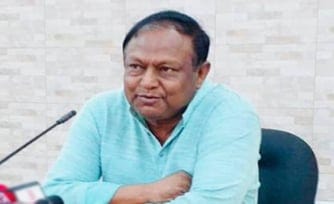 বাণিজ্যমন্ত্রী সাংবাদিকদের সাথে আলোচনা করছেন. Channel i News - চ্যানেল আই নিউজ