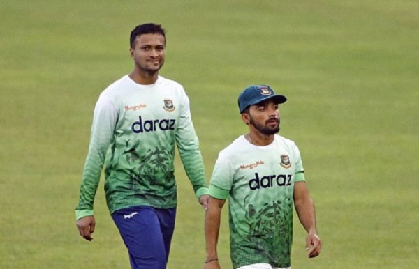 সাকিব আল হাসান ও অন্য ক্রিকেটার চট্টগ্রাম টেস্টের অনুশীলনে. Channel i News - চ্যানেল আই নিউজ