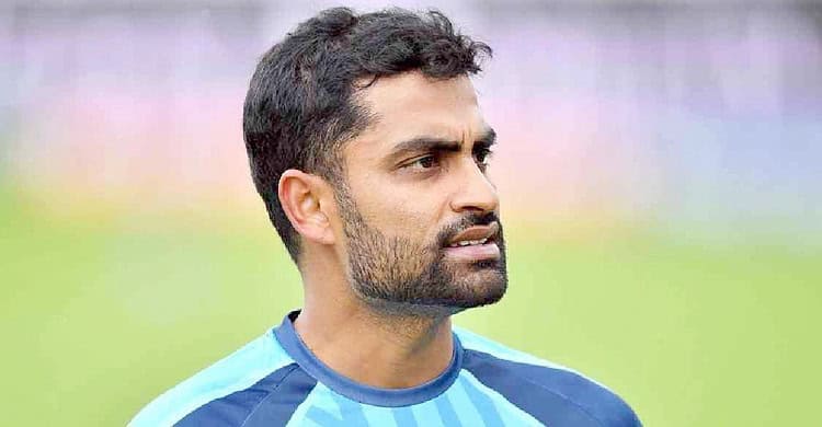 বাংলাদেশ ক্রিকেটার তামিম ইকবালের ছবি, মাঠে প্রস্তুত. Channel i News - চ্যানেল আই নিউজ