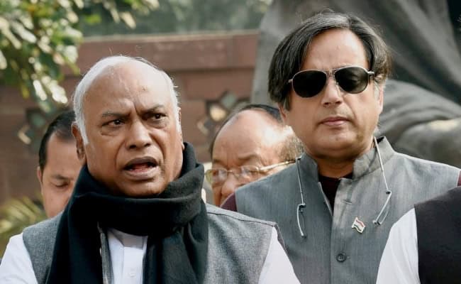 কংগ্রেসের নতুন সভাপতি নির্বাচন নিয়ে আলোচনা করছে নেতারা. Channel i News - চ্যানেল আই নিউজ