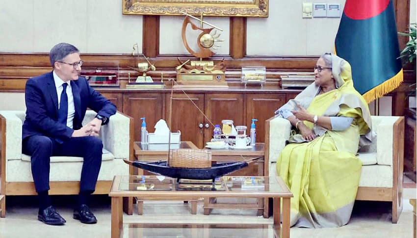 প্রধানমন্ত্রীর সঙ্গে যুক্তরাষ্ট্রের পররাষ্ট্রমন্ত্রীর উপদেষ্টা সাক্ষাৎ. Channel i News - চ্যানেল আই নিউজ