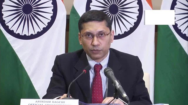 ভারতীয় প্রতিনিধি তত্ত্বাবধায়কের অধীনে নির্বাচন নিয়ে মন্তব্য করছেন. Channel i News - চ্যানেল আই নিউজ
