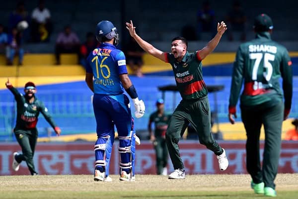 বাংলাদেশ ক্রিকেট দলের খেলোয়াড়রা মাঠে আনন্দিত. Channel i News - চ্যানেল আই নিউজ