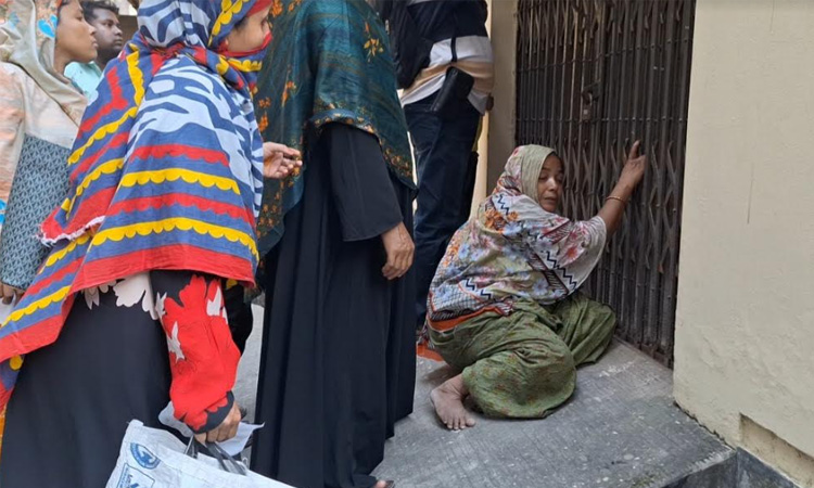 নিহতের স্বজনদের আহাজারী