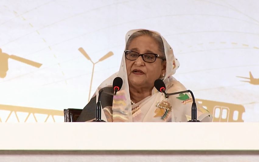 বিগত ১৫ বছরে সরকারের ভুলত্রুটি ক্ষমাসুন্দর দৃষ্টিতে দেখার আহ্বান শেখ হাসিনার | চ্যানেল আই অনলাইন