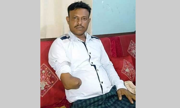 আওয়ামী লীগ নেতা 'হাতকাটা মামুন' নিহতের ছবি, সন্ত্রাসী হামলার পর।. Channel i News - চ্যানেল আই নিউজ