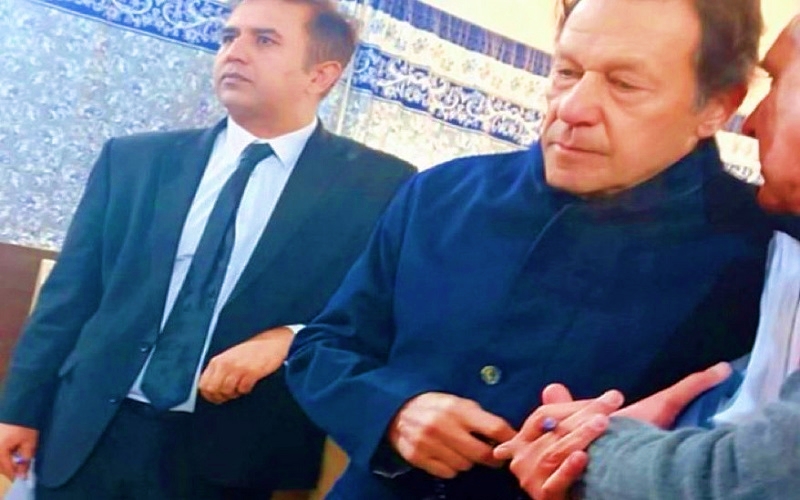 আদিয়ালা কারাগারে ইমরান খান