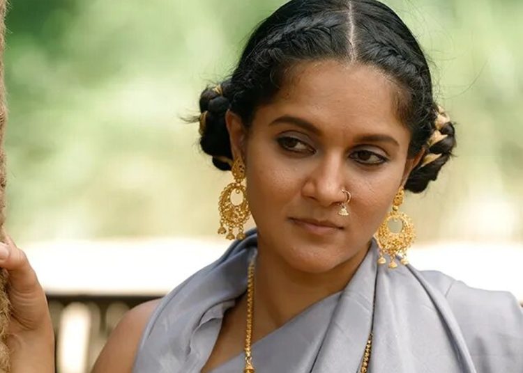 কাজলরেখার একটি দৃশ্যে মিথিলা