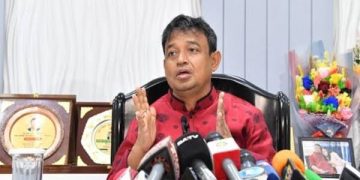 ডিবি প্রধান কোটা আন্দোলনে ষড়যন্ত্রকারীদের নাম বলছেন. Channel i News - চ্যানেল আই নিউজ