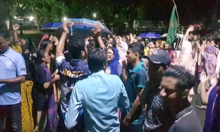 {"remix_data":[],"remix_entry_point":"challenges","source_tags":["local"],"origin":"unknown","total_draw_time":0,"total_draw_actions":0,"layers_used":0,"brushes_used":0,"photos_added":0,"total_editor_actions":{},"tools_used":{"transform":2},"is_sticker":false,"edited_since_last_sticker_save":true,"containsFTESticker":false}