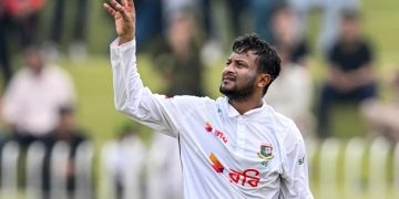 সাকিব আল হাসান পাকিস্তান থেকে সোজা কাউন্টিতে বল ছুঁড়ছেন. Channel i News - চ্যানেল আই নিউজ