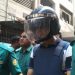 যাত্রাবাড়ী থানার ওসি রিমান্ডে থাকা আসামিদের সঙ্গে দেখা করতে যান. Channel i News - চ্যানেল আই নিউজ