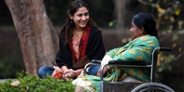 ‘সাবা’ চলচ্চিত্রের দৃশ্যে মেহজাবীন ও রোকেয়া প্রাচী