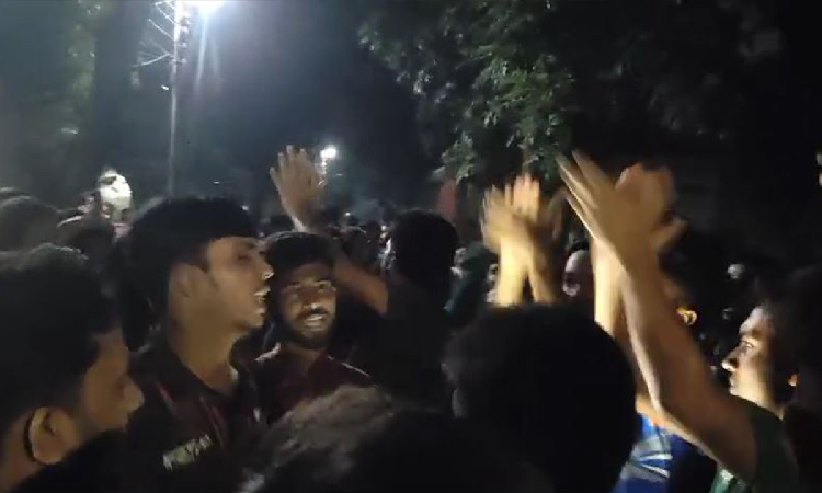 সংগৃহীত