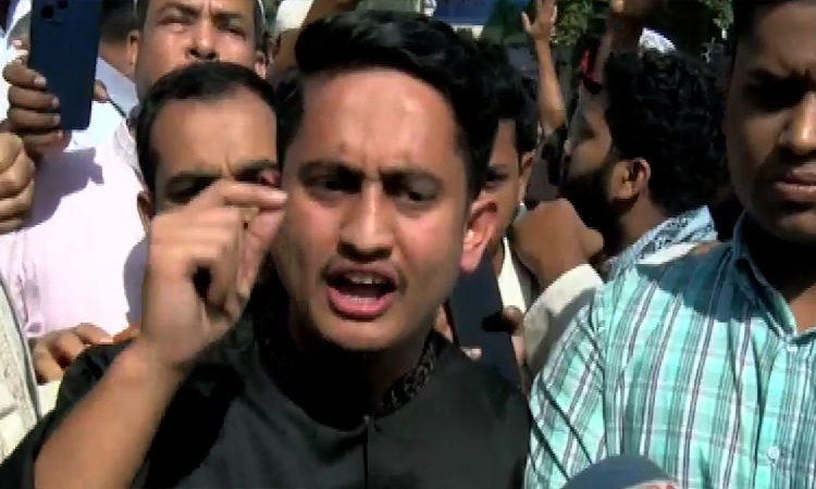 সংগৃহীত