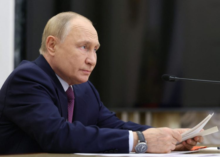 Russia's President Vladimir Putin chairs a meeting of the Security Council on the subject of nuclear deterrence in Moscow, Russia September 25, 2024. Sputnik/Alexander Kazakov/Kremlin via REUTERS ATTENTION EDITORS - THIS IMAGE WAS PROVIDED BY A THIRD PARTY.