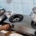 গ্যাসের চুলা জ্বলছে, রান্নার জন্য প্রস্তুত. Channel i News - চ্যানেল আই নিউজ