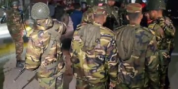 গাজীপুরে অভিযান চালাচ্ছে সেনা ও পুলিশ, গ্রেফতার অভিযান চলছে. Channel i News - চ্যানেল আই নিউজ