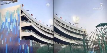 পাকিস্তানের ক্রিকেট স্টেডিয়ামে দর্শকরা উপস্থিত. Channel i News - চ্যানেল আই নিউজ