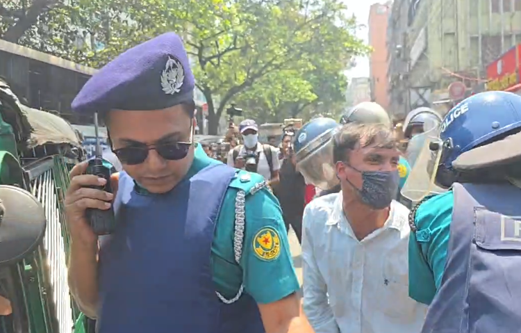 সংগৃহীত