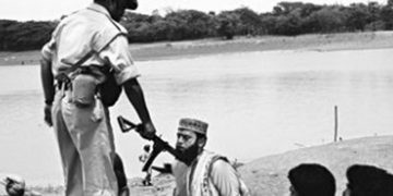 ‘শ্যামল ছায়া’ সিনেমার একটি দৃশ্য