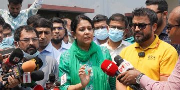 পরিবেশ উপদেষ্টার বক্তব্যের সময় সাংবাদিকদের প্রশ্নের উত্তর. Channel i News - চ্যানেল আই নিউজ