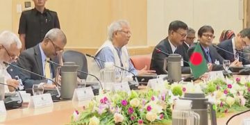 ছবি: মালয়েশিয়ার প্রধানমন্ত্রী আনোয়ার ইব্রাহিমের সঙ্গে দ্বিপাক্ষীক বৈঠকে প্রধান উপদেষ্টা ড. মুহাম্মদ ইউনূস