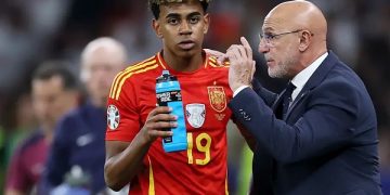 লামিন ইয়ামাল এবং ডে লা ফুয়েন্তে