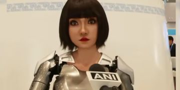 হিউম্যানয়েড রোবট জিয়াও হি