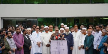 সফল অপারেশনের পর নিজ বাসায় ফিরলেন আমীরে জামায়াত ডা. শফিকুর রহমান