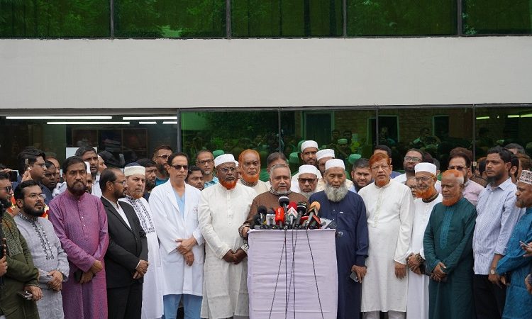 সফল অপারেশনের পর নিজ বাসায় ফিরলেন আমীরে জামায়াত ডা. শফিকুর রহমান