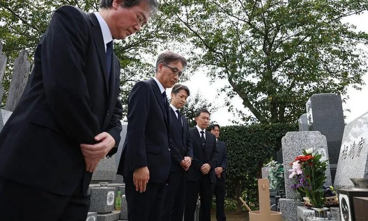 মিথ্যা তদন্তের জন্য মৃত ব্যক্তির কবরে ক্ষমা চেয়েছে জাপানি পুলিশ