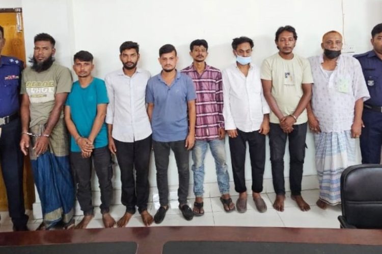 চিনি পাচারে আটককৃতদের ফুটেজ