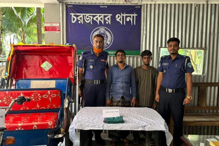 নোয়াখালীতে ঘুমের ওষুধ খাইয়ে অটোরিকশা চালককে হত্যার ঘটনায় গ্রেফতার ২