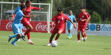 অনূর্ধ্ব-১৭ সাফ চ্যাম্পিয়নশিপে বাংলাদেশ-ভারত ম্যাচের একটি মুহূর্ত