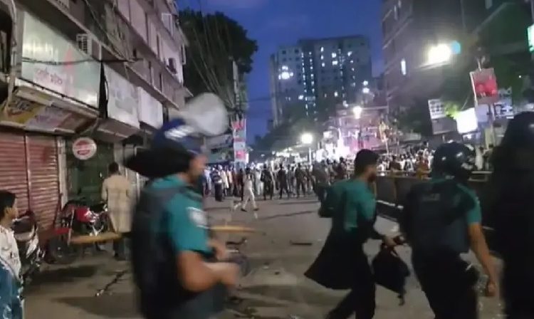 নুরের উপর হামলার প্রতিবাদে এনসিপির বিক্ষোভ মিছিল