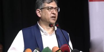 বিএনপির স্থায়ী কমিটির সদস্য সালাহউদ্দিন আহমেদ। ছবি: সংগৃহীত