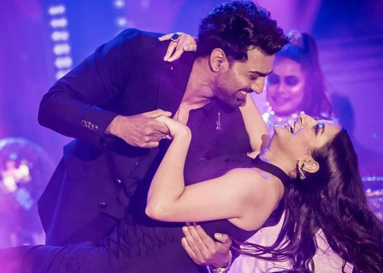 ছবি: দেবের ফেসবুক থেকে সংগৃহিত