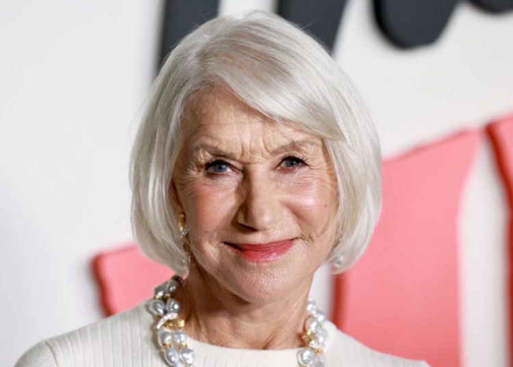 অস্কারজয়ী অভিনেত্রী হেলেন মিরেন