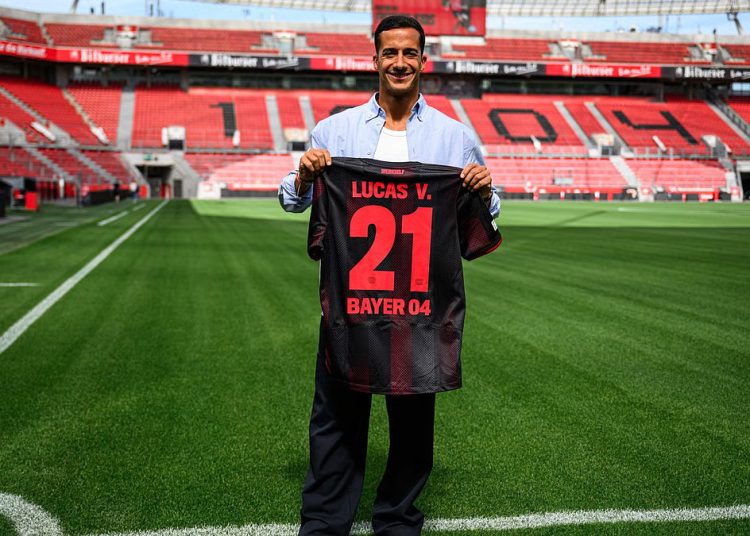 নতুন ঠিকানায় লুকাস ভাসকুয়েজ