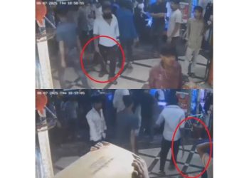 সিসিটিভি ফুটেজে অস্ত্র হাতে সন্ত্রাসীরা