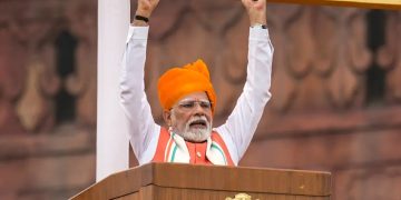 স্বাধীনতা দিবসে ভারতের প্রধানমন্ত্রী নরেন্দ্রম মোদির ১০৩ মিনিটের দীর্ঘ ভাষণ।