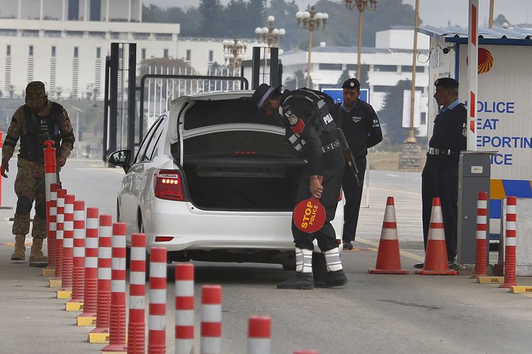 সৌদি আরবের বিভিন্ন অঞ্চলে যৌথ বাহিনীর অভিযান।